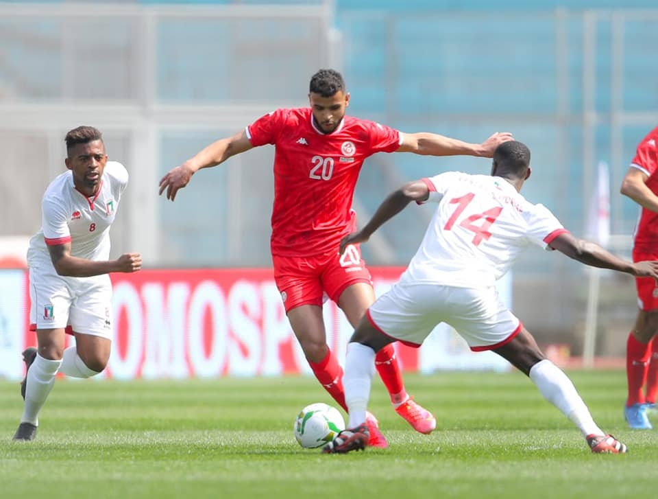 يهُم نسور قرطاج : اتحاد كرة القدم في غينيا الإستوائية يقرر استبعاد نجمي المنتخب الأوّل