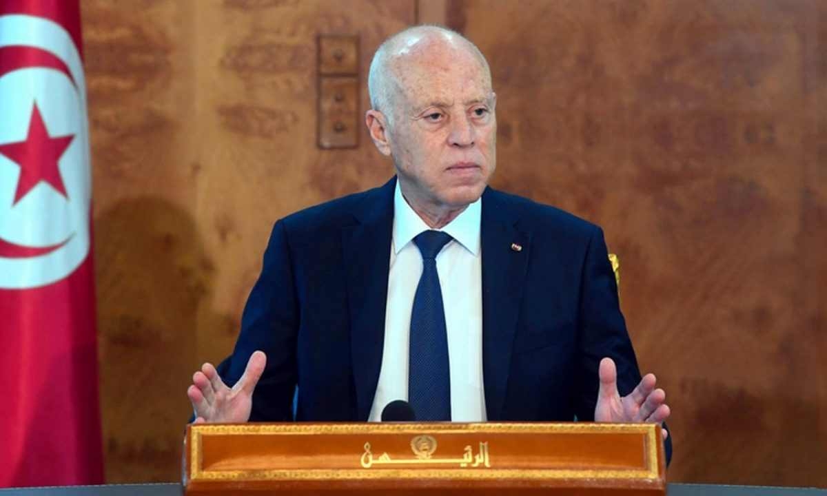 في عيدهنّ: الرئيس سعيد يُشرف على تأسيس أوّل شركة أهلية نسائية