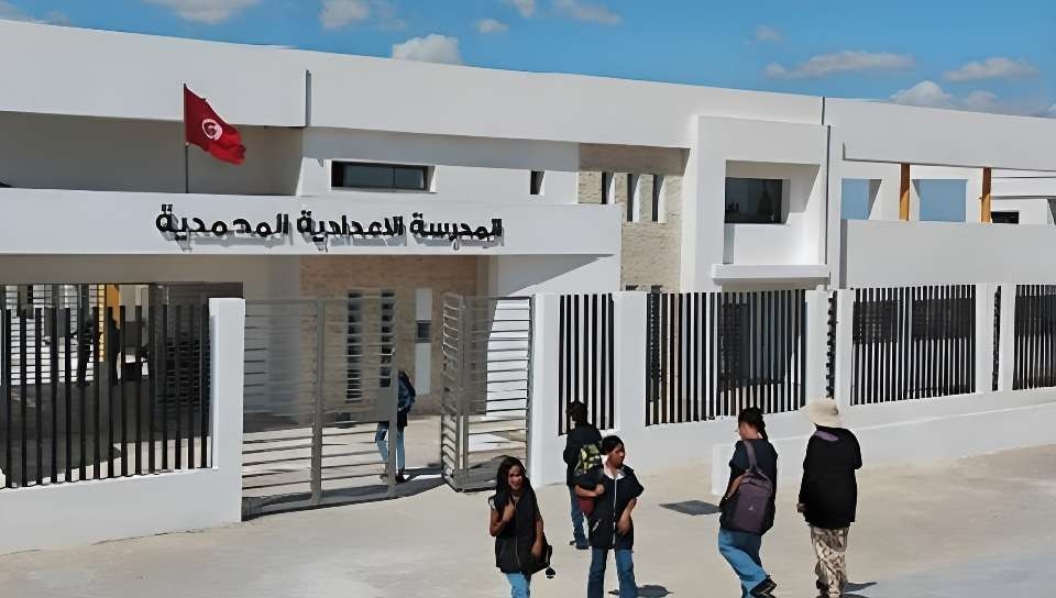 كلفتها 5.4 مليون دينار .. وزير التربية يدشن اليوم المدرسة الإعدادية بالمحمدية