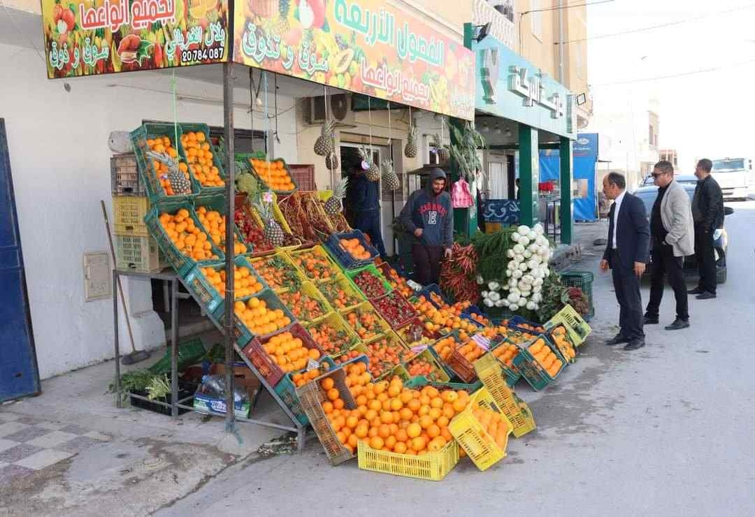 زيارة تفقدية للتصدي للانتصاب الفوضوي واستغلال الطريق العام بمدينة القيروان