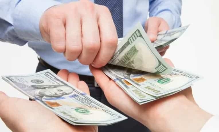 من بينها تونس.. تقرير عالمي يكشف قائمة أعلى وأقل الدول أجورا في العالم