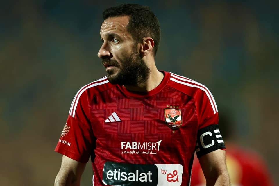 شهدت تواصل غياب معلول.. قائمة لاعبي الأهلي المصري في بطولة السوبر المصري
