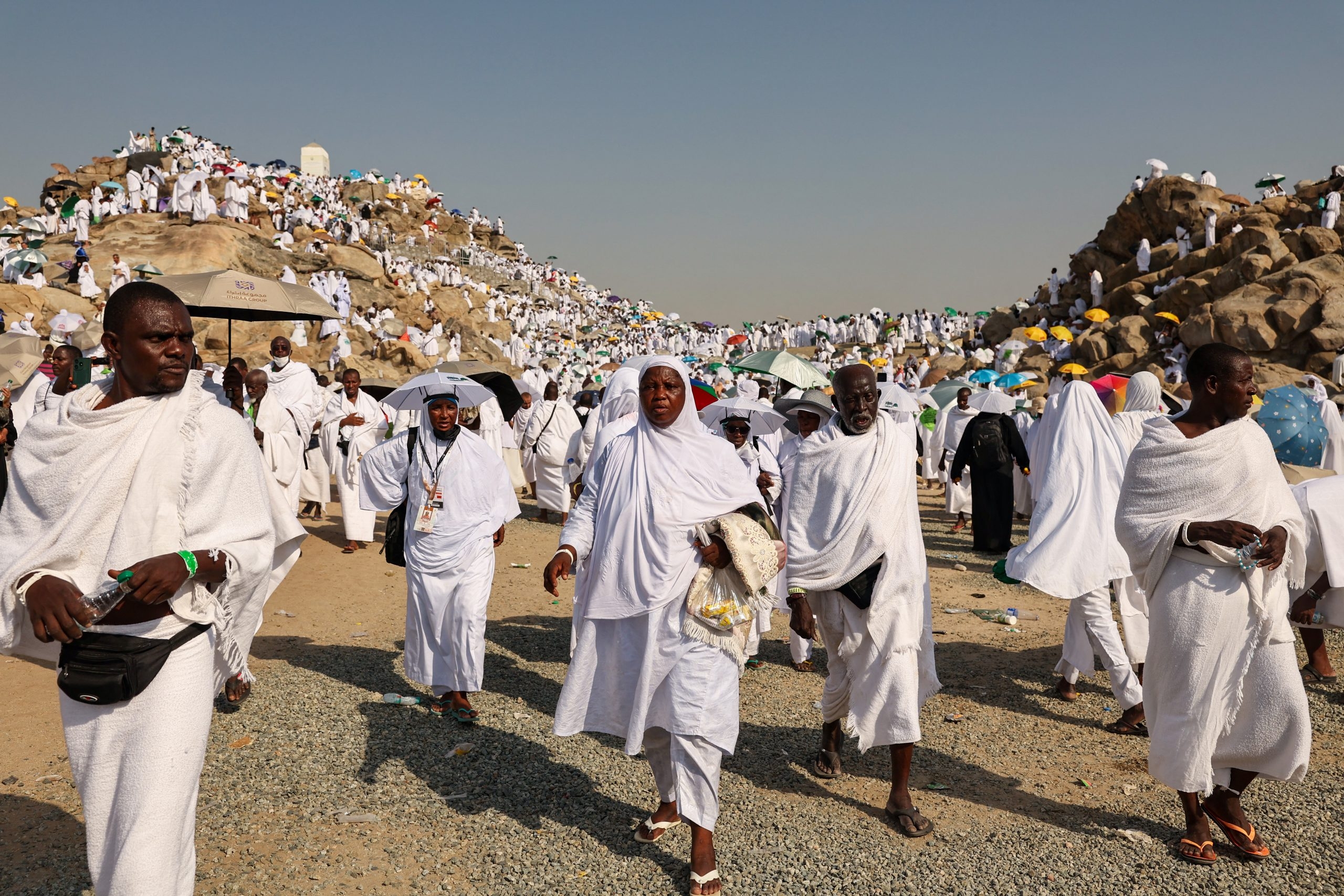 وفاة مئات الحجاج.. مسؤول سعودي يعلّق: “الدّولة لم تقصّر”