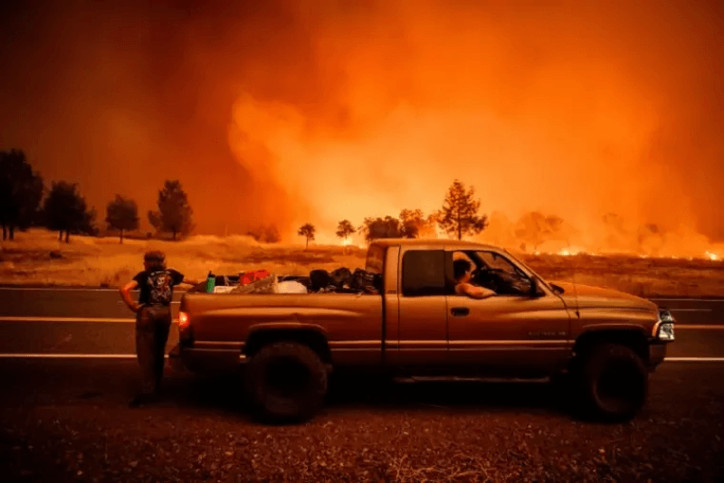 La Californie ravagée par un mégafeu