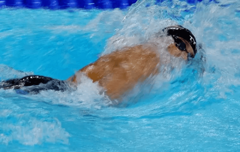 JO: Bobby Finke médaillé d'or du 1500m nage libre