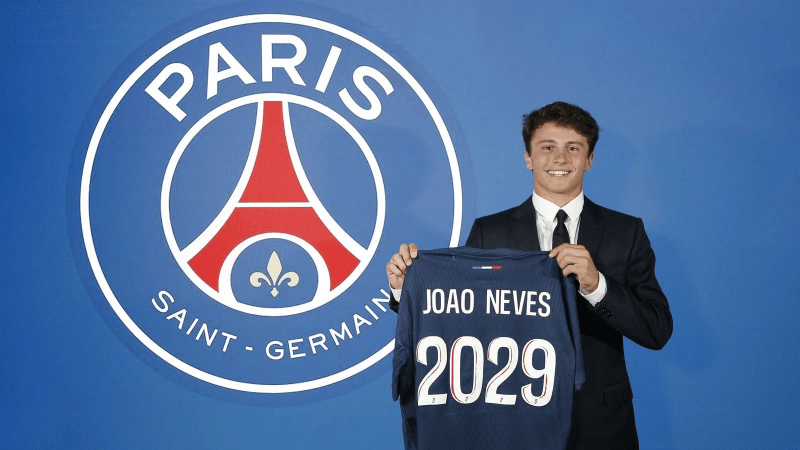 Le Portugais João Neves au PSG