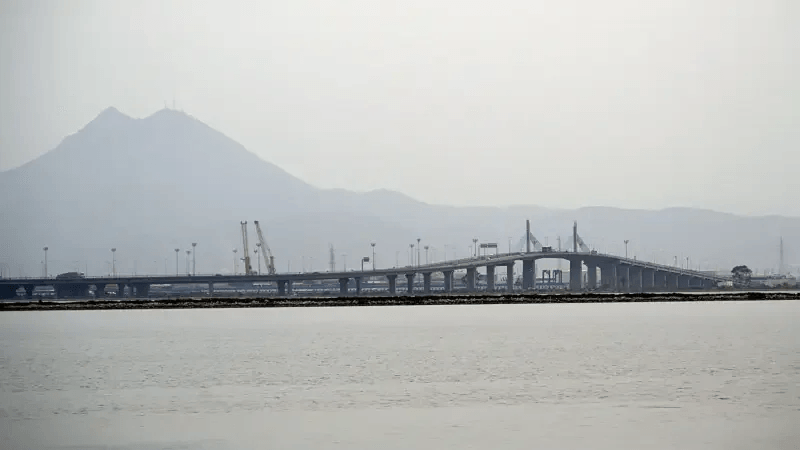 Un quadragénaire se jette du pont Radès-La Goulette