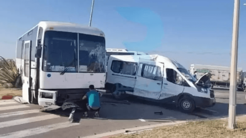 Vingt-trois blessés dans une collision entre deux bus