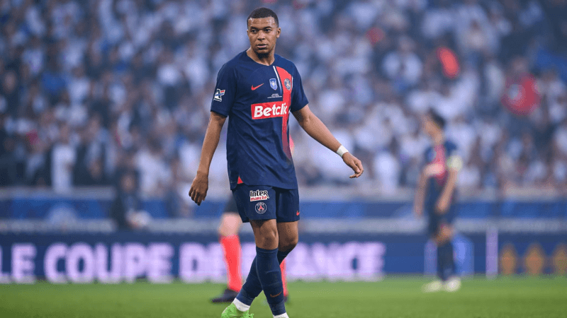 Entre le PSG et Mbappé... C'est la guerre