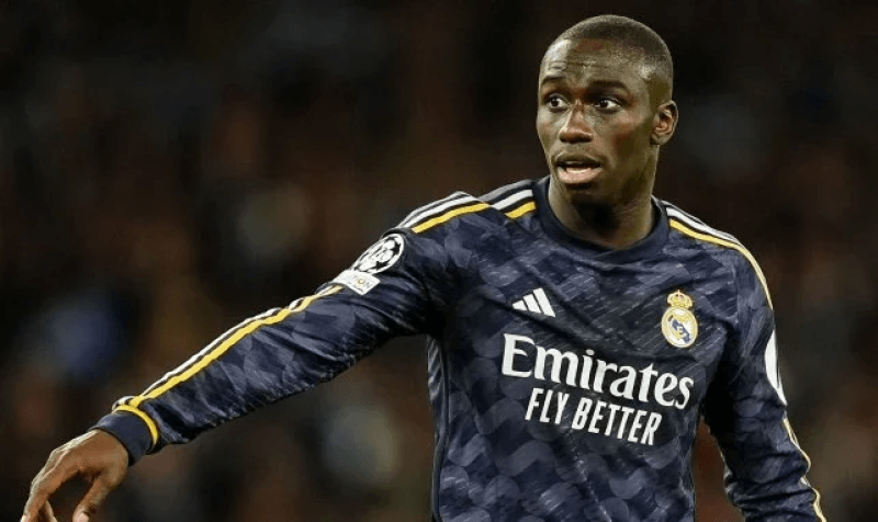 Real Madrid: Le Français Ferland Mendy prolonge