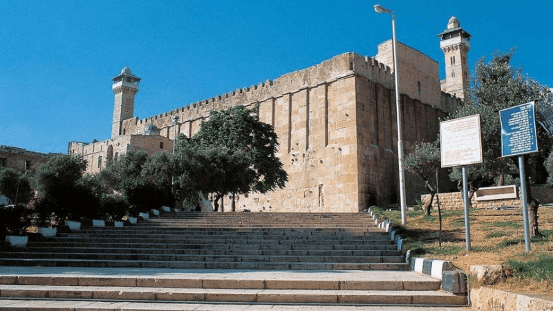 Israël ferme la mosquée Al-Ibrahimi pour célébrer Souccot