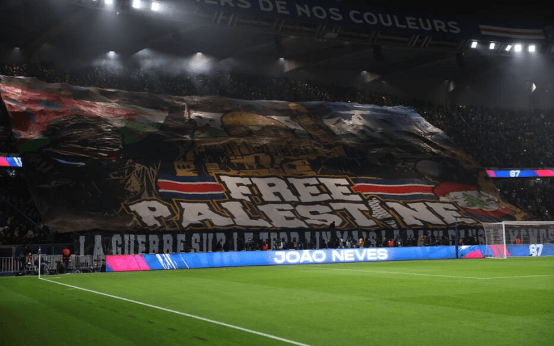 UEFA: Pas de sanction contre le PSG pour le tifo pro-palestinien