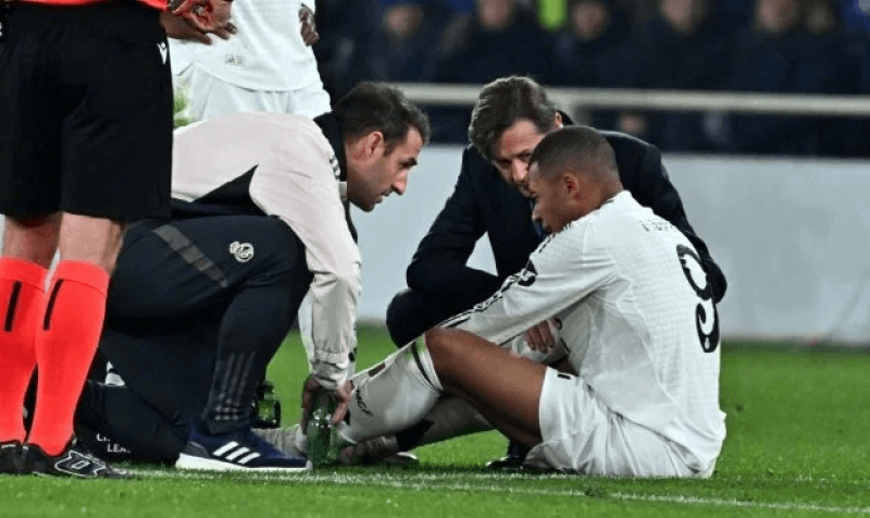 Real Madrid: Mbappé indisponible...jusqu'à quand ?