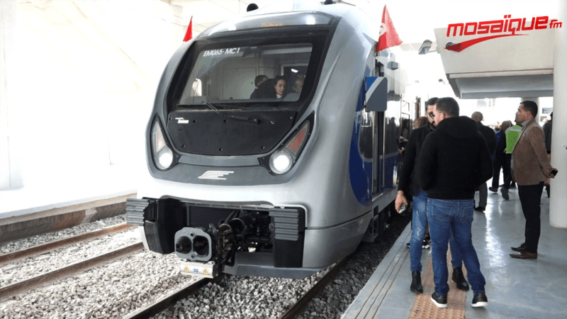 Connexions entre les bus et le réseau ferroviaire rapide