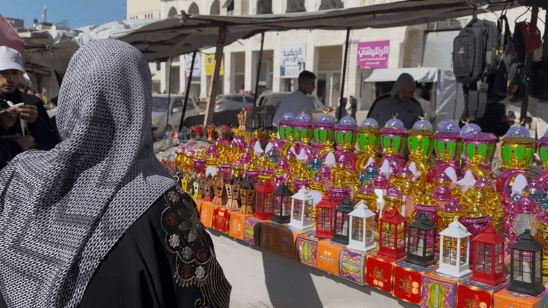 فوانيس بين الحطام.. غزّة تنهض وتتزيّن لاستقبال رمضان