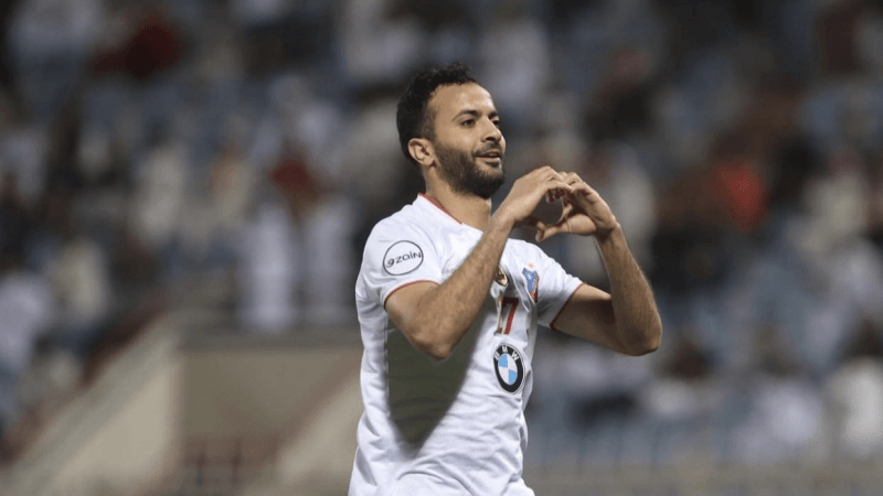ثنائية طه ياسين الخنيسي تصعد بنادي الكويت إلى نهائي كأس ولي العهد