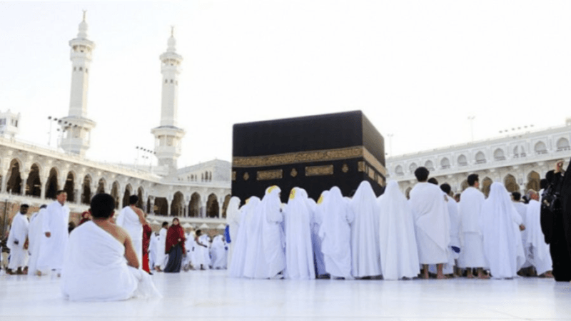 وزير الشؤون الدينية للحجيج: كل الظروف ملائمة لأداء المناسك بيُسْرٍ