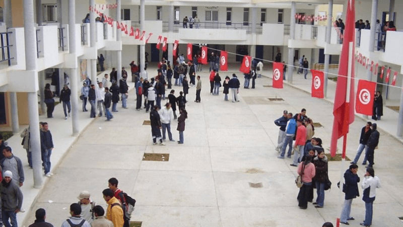 ربط 3500 مؤسسة تربوية بالألياف البصرية ذات التدفق العالي بالأنترنات