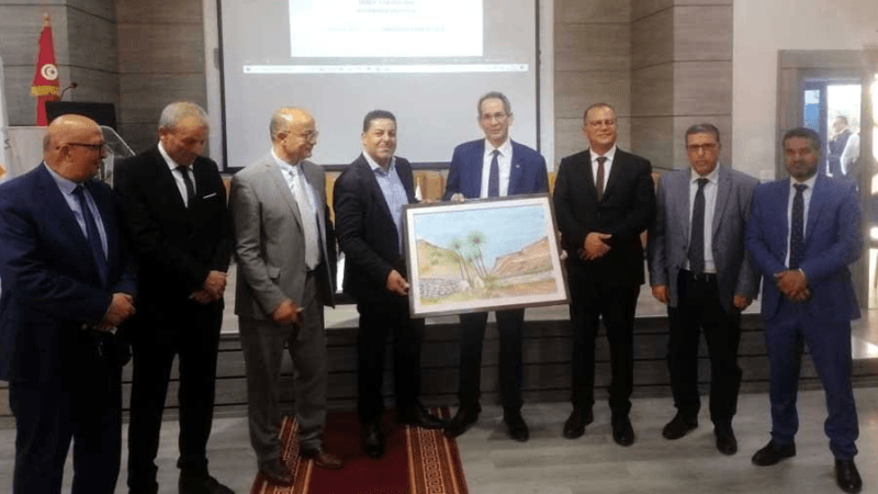 وزير التعليم العالي: مشروع كلية الطب بقابس تحت الدرس