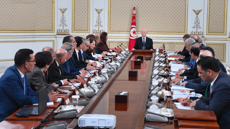 Justice sociale et ouvriers des chantiers en Conseil des ministres...