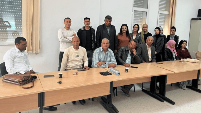 تواصل اعتصام أعضاء الفرع الجامعي للتعليم الأساسي بسيدي بوزيد
