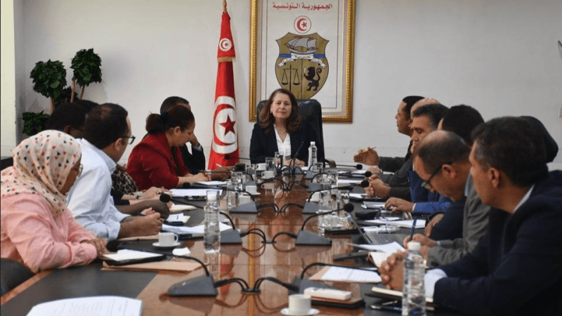 وزارة الصناعة: نحو استغلال المركب الصناعي بالمزونة