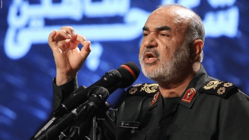 الحرس الثوري الإيراني: 'أيدينا على الزناد..'