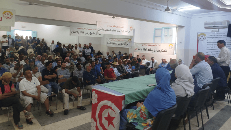 تطاوين: أعوان شركة البيئة يُطالبون بصرف أجرتيْ أفريل وماي