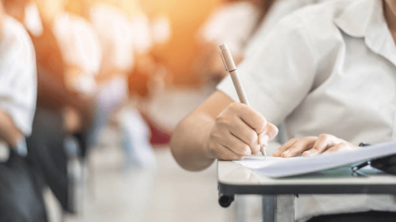 Bac: Les jeunes filles prépondérantes...