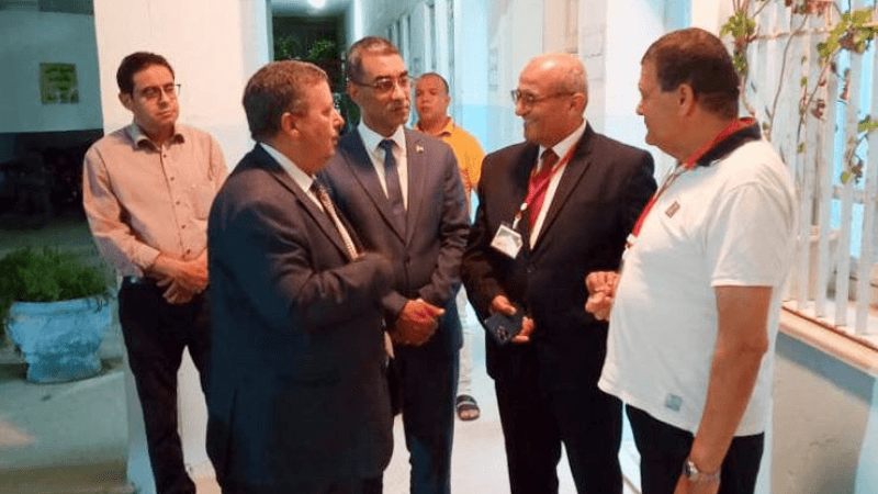 وزير التربية يزور مركز تجميع اختبارات الباكالوريا في القيروان