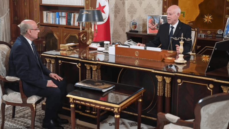 Kaïs Saïed reçoit le ministre de la Défense