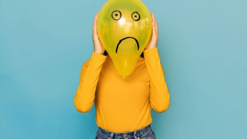 شعور بالفراغ والإحباط بعد الانتهاء من أيّ إنجاز.. هل من تفسير؟