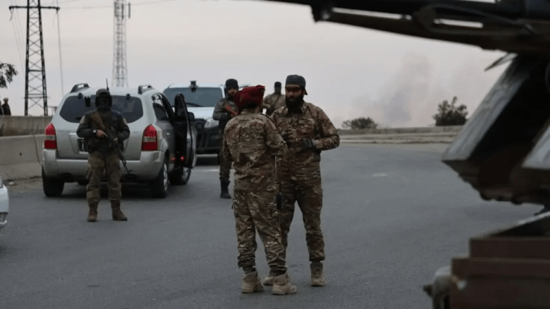 مقتل 8 مدنيين علويين بإطلاق نار من 'عناصر حاجز أمني' في سوريا