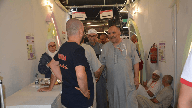 وزير الشؤون الدينية يتفقّد أوضاع الحجيج التونسيين في مخيّمات منى