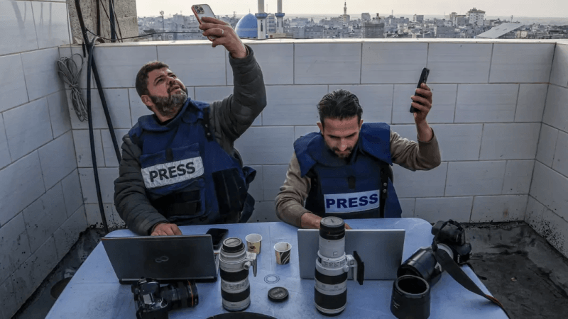 Israël isole totalement Gaza du monde