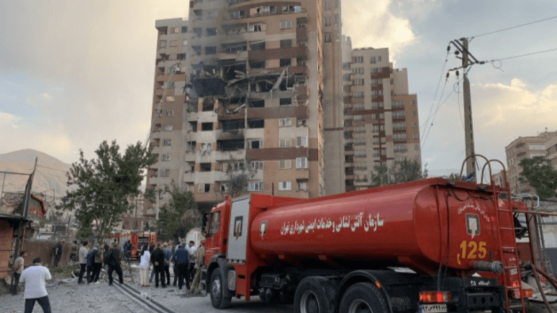المقاومة اللبنانية: الهجوم على إيران 'مغامرة  تُنذر بإشعال المنطقة'