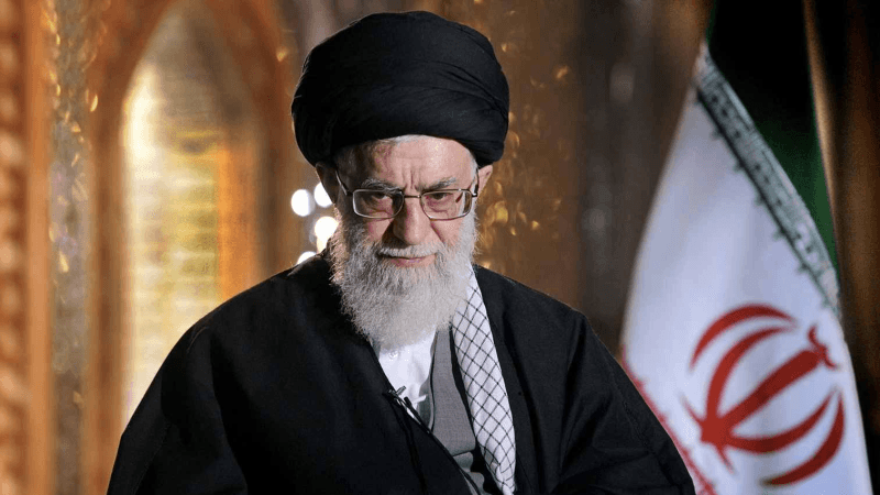 خامنئي: العدو الصهيوني ينال قصاصهُ الآن