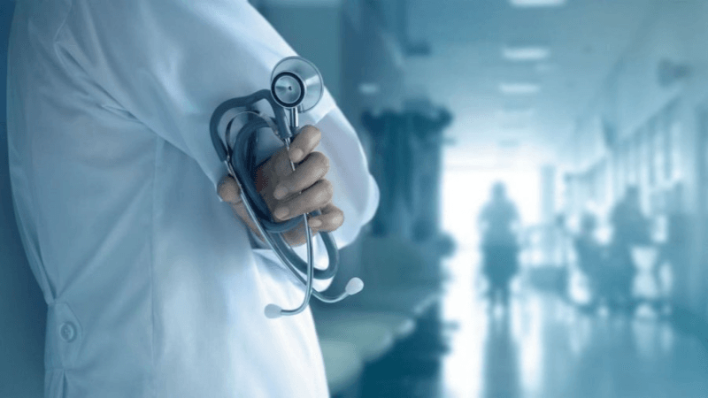 وزارة الصحة تجدد دعوة الأطباء المقيمين إلى اختيار مراكز العمل