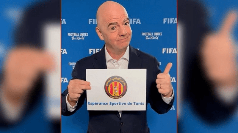 رئيس الفيفا: جمهور الترجي استثنائي والفريق كتب التاريخ في المونديال