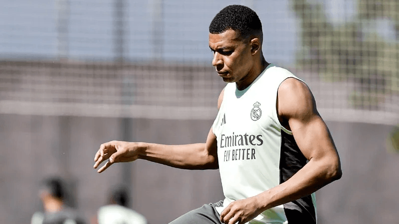 مبابي يعود للتدريبات مع ريال مدريد