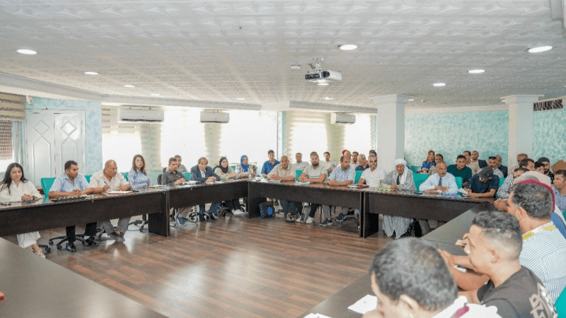 ممثلو شركات أهلية يستعرضون الصعوبات التي تحول دون تطوير هذه المؤسسات