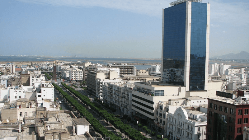 شارع الحبيب بورقيبة بالعاصمة مجددا دون سيارات