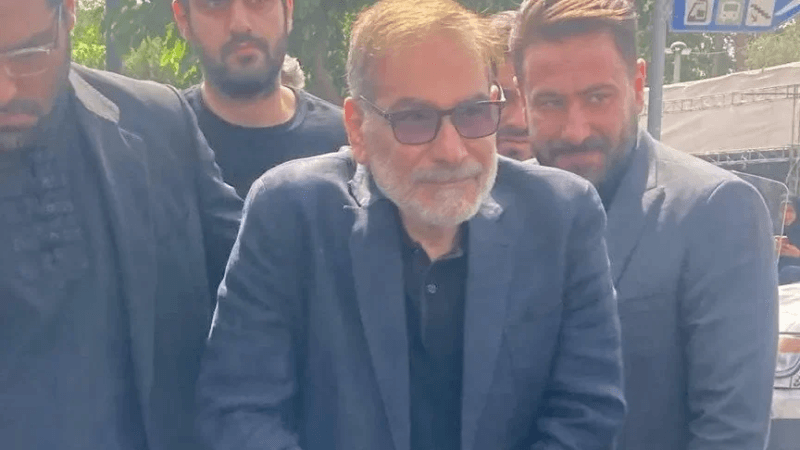 المستشار السياسي لخامنئي: بقيت مدفونا تحت الأنقاض لمدة 3 ساعات