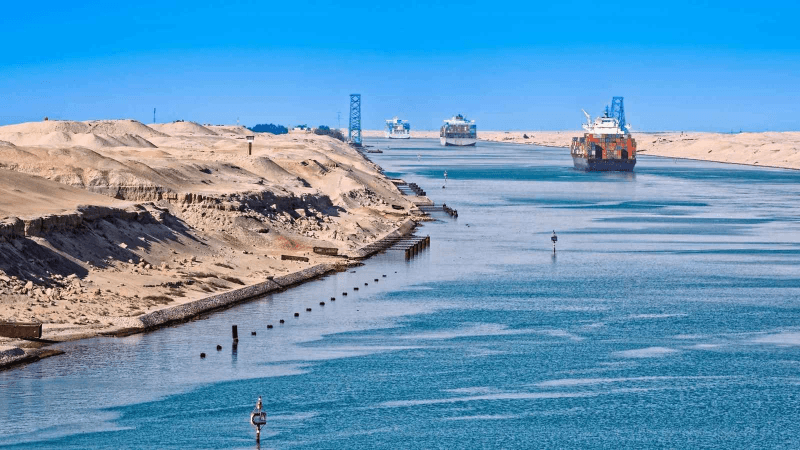 Égypte : 4 morts dans le naufrage d'une barge au Golfe de Suez