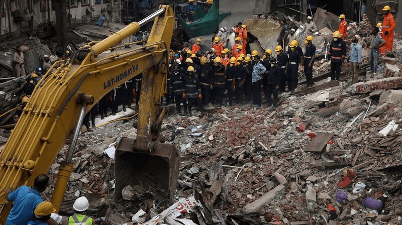 Pakistan : 27 morts dans l'effondrement d'un immeuble