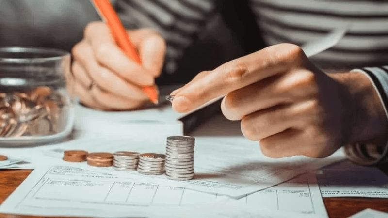 البنوك تُقدّم 3.1% فقط من إجمالي قروضها لتمويل مرفق النقل