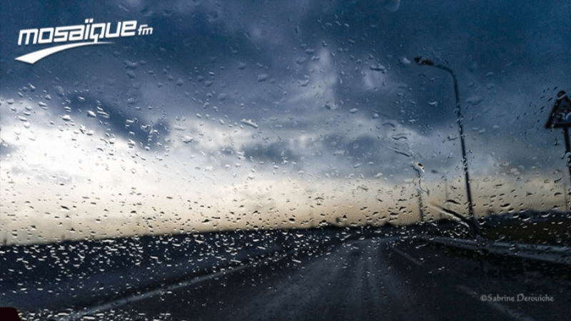أمطار مؤقّتا رعدية وأحيانا غزيرة مع تساقط محلي للبرد بالشمال والوسط