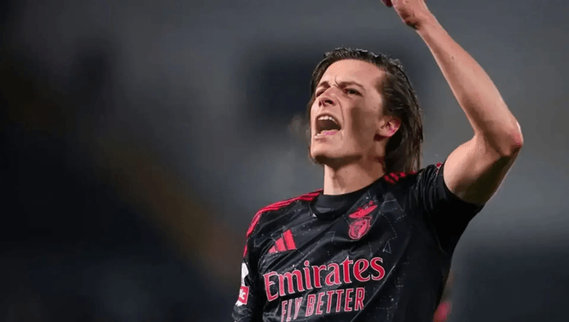Le défenseur de Benfica Alvaro Carreras au Real Madrid