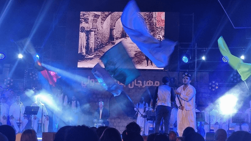 بنزرت تفتتح الدورة 42 من مهرجانها الدولي بعرض 'رحلة الأجيال'