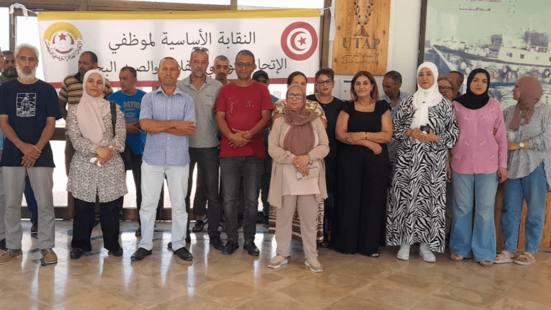 موظفو اتحاد الفلاحين يحتجون